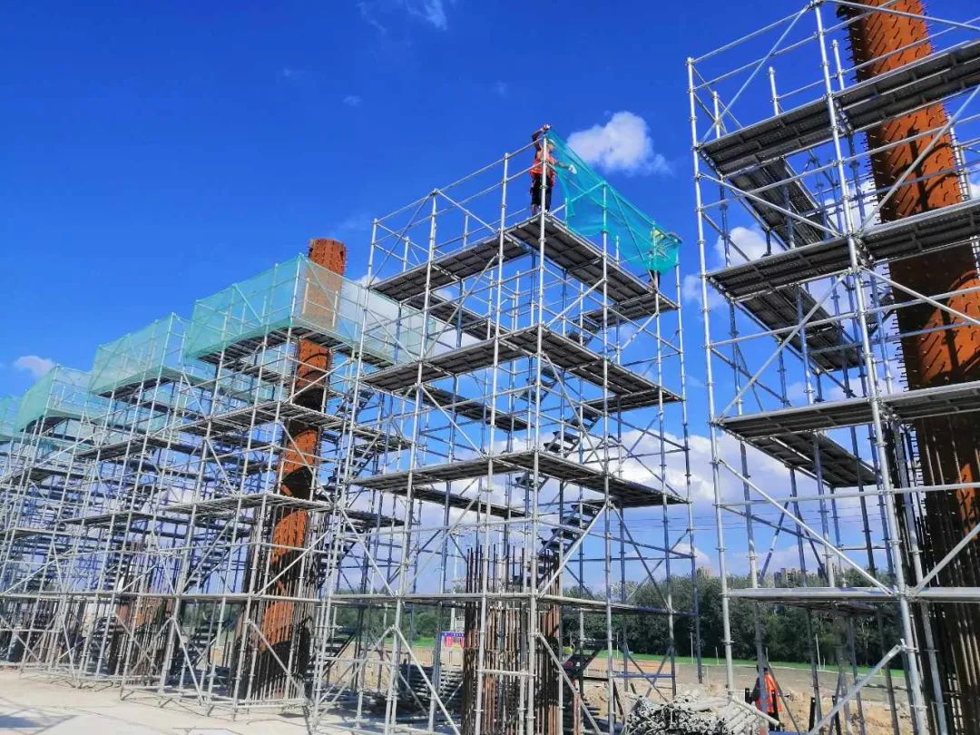 北京盤扣腳手架租賃時要注意哪些事項？(圖1)